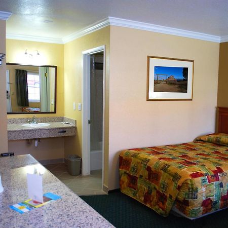 Best 5 Motel Salinas Ngoại thất bức ảnh